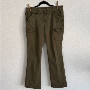 Old Navy Women's Boot Cut Cargo Jeans - Olive